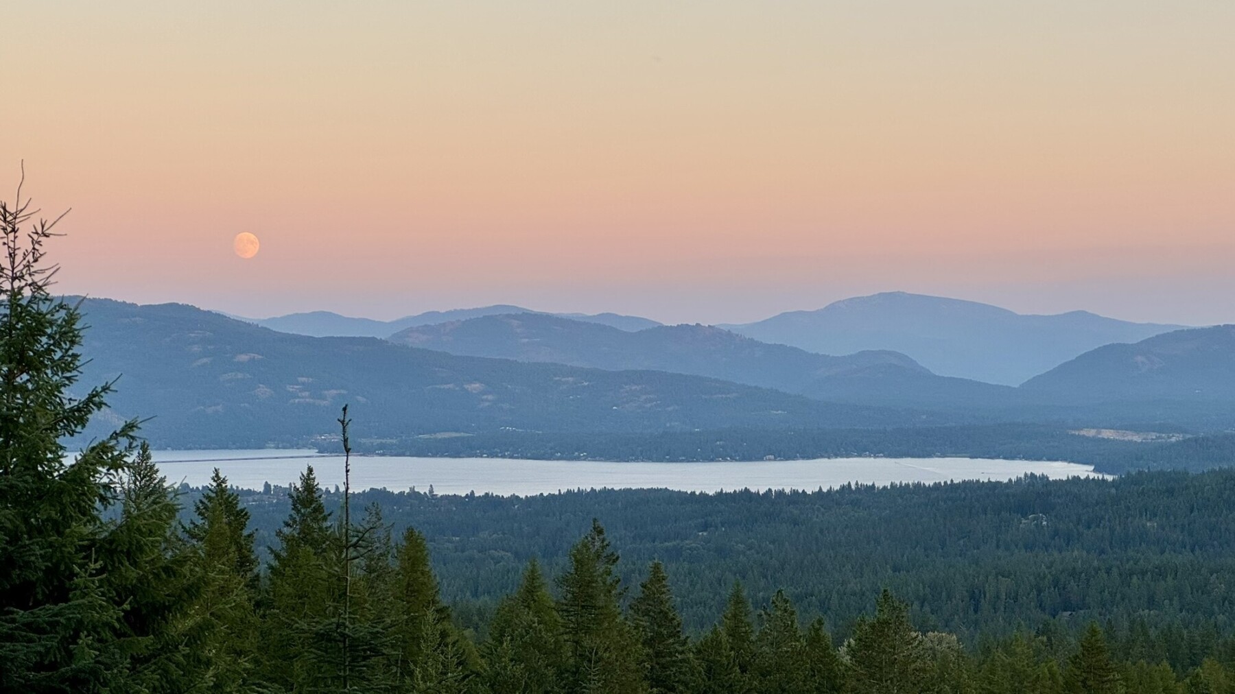 Late August Moonrise at Bald Eagle Lodge